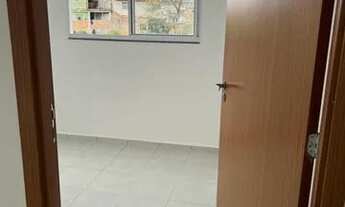 Imagem 3: Apartamento 2 quartos, sala, cozinha, banheiro social, 1 vaga de garagem demarcada. Acess