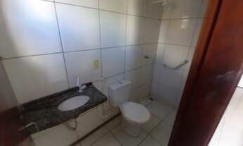 Imagem 4: Apartamento no Bairro Maraponga Com 02 Quartos e 02 Banheiros Térreo 100% Sombra