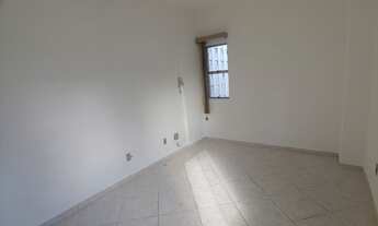 Imagem 7: Boa kichinete localizada a apenas 5 quadras da estação São Joaquim do metrô