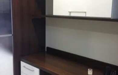 Imagem 4: Vendo linda sala no Le Monde !