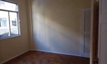 Imagem: 2 qtos 320 mil centro de Petrópolis