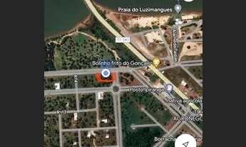 Imagem: Terreno na orla em frente ao lago