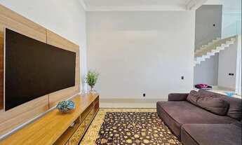 Imagem 7: Casa de condomínio sobrado para venda possui 482 metros quadrados com 4 quartos