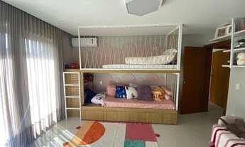 Imagem 6: Casa de condomínio sobrado para venda possui 430 metros quadrados com 4 quartos