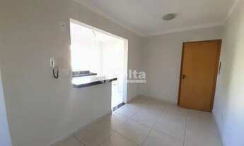 Imagem 3: Apartamento para aluguel, 2 quartos, 1 vaga, Segismundo Pereira - Uberlândia/MG