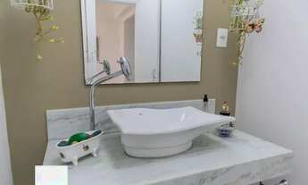 Imagem 2: Sobrado 5 dormitórios, sendo 2 suítes. Bairro Ponta da Praia - Santos - SP