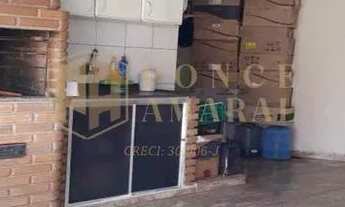 Imagem: Casa térrea em condomínio fechado para