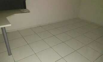 Imagem 3: Sobrado com 3 dormitórios para alugar, por R$ 1.900/mês - Portal de Versalhes 2 - Londrina