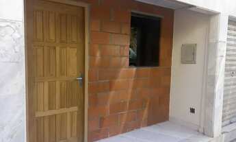 Imagem 2: Apartamento para aluguel tem 72 metros quadrados com 2 quartos em Alto da Serra - Petrópol