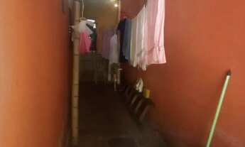 Imagem 2: Aluguel casa de fundos (lado do metrô