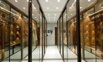 Imagem 7: OPORTUNIDADE! Excelente casa com 4 suítes totalmente reformada e com acabamento premium