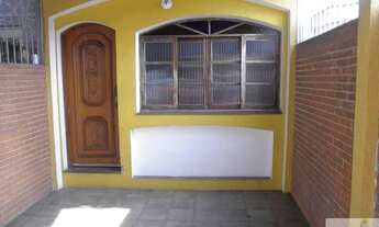 Imagem: Casa térrea, 2 quartos e uma vaga de garagem