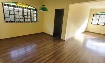 Imagem 2: Casa com 03 quartos - Santos