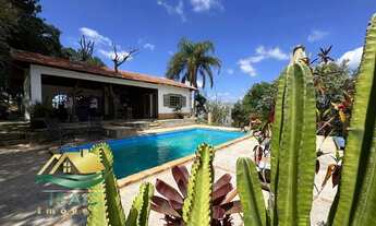 Imagem: Bela chácara no estilo rustico com 2.400mtrs