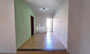 Imagem 4: Casa Residencial disponível para venda no bairro Santa Mônica em Uberlândia-MG