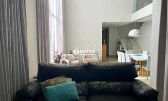 Imagem 3: Casa residencial em condomínio disponível para venda no bairro Jardim Sul em Uberlândia-MG