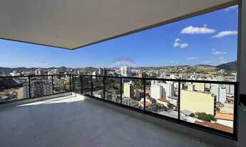 Imagem 2: Apartamento com 3 Quartos, sendo 3 Suítes, 4 vagas de garagem, vista deslumbrante, 12 apar