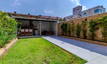 Imagem 2: Sobrado para venda em Centro com 2 quartos, sendo 1 suíte , 149m²