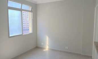 Imagem 2: Gonzaga - Av. Ana Costa | 2 Dorms Reformado | 80 m²