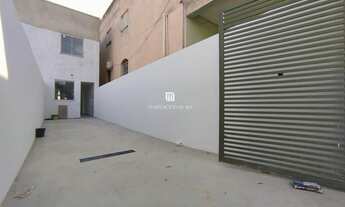 Imagem 3: Casa para Venda em Belo Horizonte, Jardim Leblon, 2 dormitórios, 2 banheiros, 2 vagas