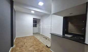 Imagem 6: Apartamento : / Residencial / Glória