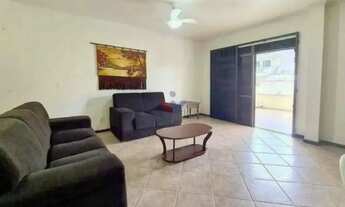 Imagem 4: Casa Espaçosa com 4 Quartos, Piscina e Área de Festas Localização Privilegiada