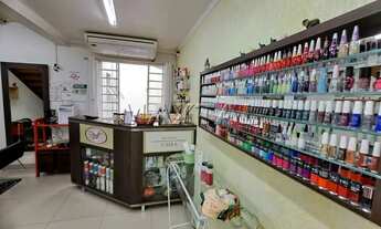 Imagem: Sobrado Comercial com salão de cabeleireiro