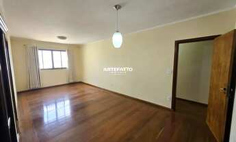 Imagem 2: Apartamento centro. 3 dorm. sendo 1 suíte, 2 vagas de garagem