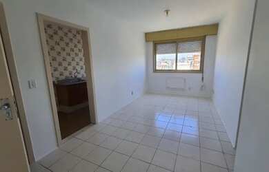 Imagem 2: 3 Dormitéorios com Garagem e vista para o Pq. da REDENÇÃO