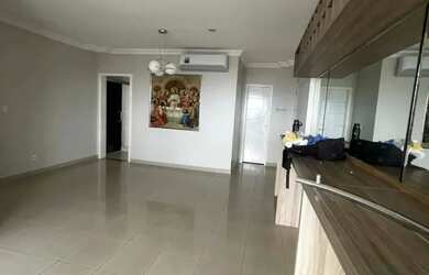 Imagem 3: Cond. Maria da fé, 3 quartos sendo 1 suíte, andar alto, sala 2 ambientes, varanda, 2 vagas