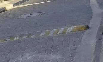 Imagem 3: Duas cada pra vender cem mil