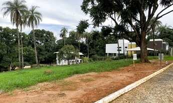 Imagem 2: Casa de 3 quartos com suíte, área gourmet, armários embutidos, 4 vagas livres