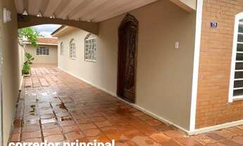 Imagem 2: Casa bem ampla com 4 quartos e 1 Suíte no Bairro Santo Antônio - R$490mil