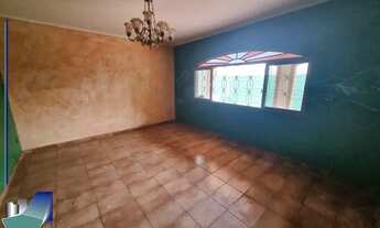 Imagem 4: RIBEIRÃO PRETO - Casa Padrão - JARDIM IRAJÁ