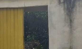 Imagem 6: Lote com casa Casa com 2 dormitórios