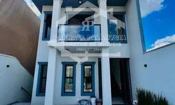 Imagem: Casa com arquitetura romana no Portal dos