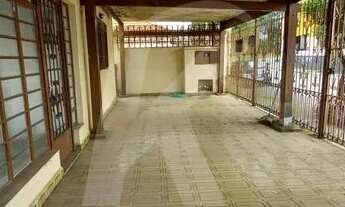 Imagem 2: Casa térrea 3 Dormitórios com 3 vagas