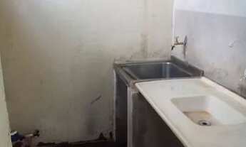 Imagem 3: Salãozinho com cozinha e wc + Edicula nos fundos em Ipigua bairro Res Atenas