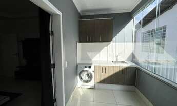 Imagem 2: JARDIM ALICE - Sobrado com 2 suítes - Lindo!