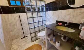 Imagem 4: Casa espaçosa com quintal /C