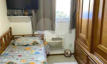 Imagem 7: Lindo apartamento na Rua Fernão Cardin, totalmente reformado, uma vaga de garagem na escri