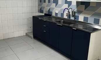 Imagem 3: Casa para alugar com, armário na cozinha, vaga de garagem a 5 minutos da estação patriarca