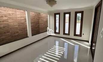 Imagem 2: Casa recém reformada no Satélite, 4 quartos (2 suítes) - piso porcelanato, churrasqueira