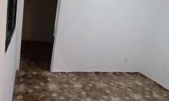 Imagem 4: ALUGA-SE CASA Casa com 1 dormitório