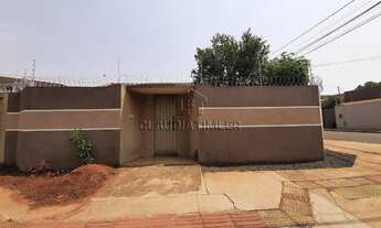 Imagem 2: Vendo casa usada de esquina no bairro Mata do Jacinto