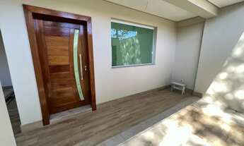 Imagem 2: Casa com 3 Quartos 1 suíte 2 banheiros 3 vagas a venda,300m2 por R$ 850.000