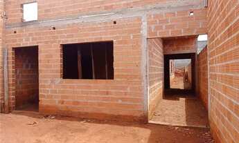 Imagem 6: Terreno de 360 metros. Com 02 casas construídas só faltando acabamento