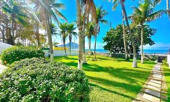 Imagem 4: FRENTE MAR - Casa à venda com 4 suítes - Piscina, sauna e churrasqueira - 6 vagas - Praia