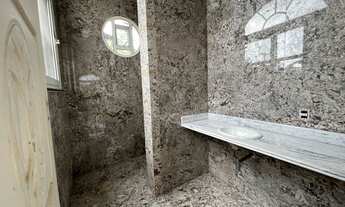 Imagem 6: CristalVille vendo casa em fase de acabamento com 800 m2