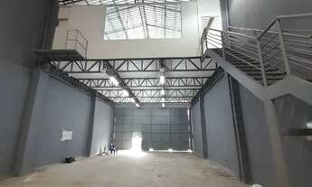 Imagem 3: Excel. Galpão novo - 850m² -10mts pé direito, mezaninos, 08 banheiros - Local: Tv Estrêla